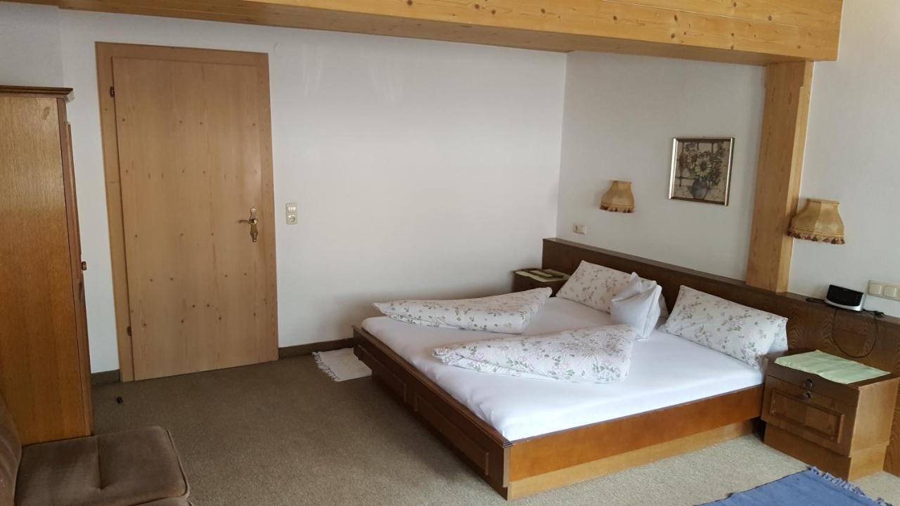 Gaestehaus Valentina Mayrhofen Extérieur photo